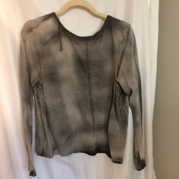 Adorable Free people crop top with moose head - Picture 3 of 6